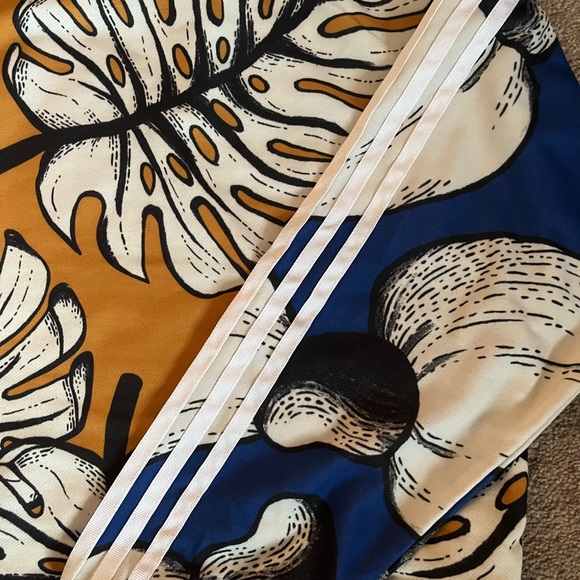 Adidas x Farm Rio sweater. Size small. - Picture 2 of 5